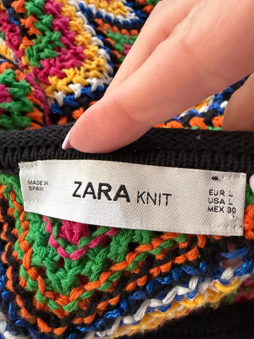 Zara‎ Colorful Crochet Zigzag Sweater – Size Large